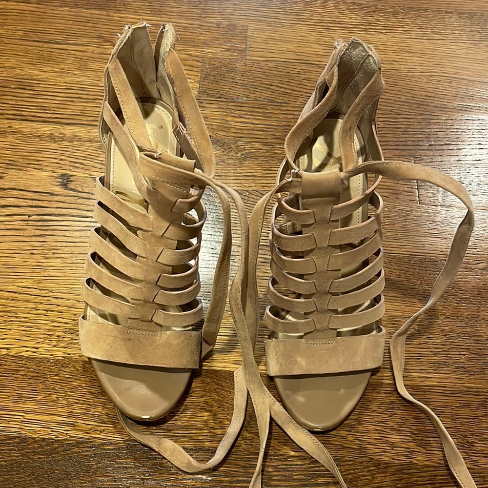 Sam Edelman tan heels